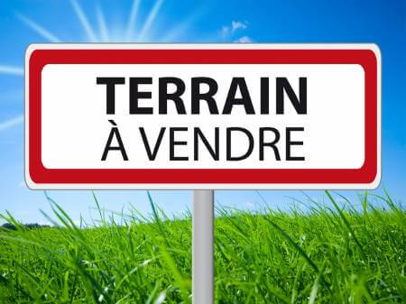 TERRAIN A BATIR NON VIABILISE SURFACE D'ENVIRON 2481M²
