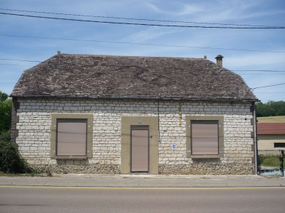 MAISON AVEC TRAVAUX