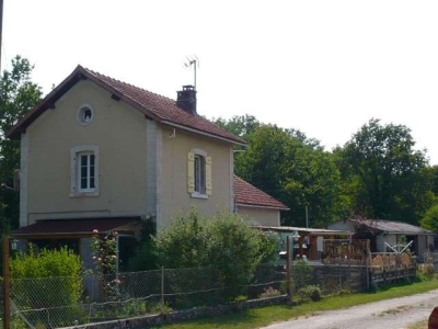 ANCIENNE MAISON DE GARDE BARRIERE