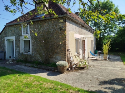 MAISON ANCIENNE A FINIR DE RENOVER