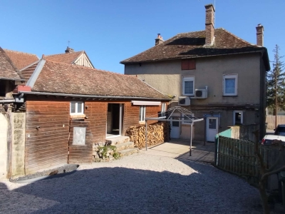 MAISON ANCIENNE HABITABLE DE SUITE
