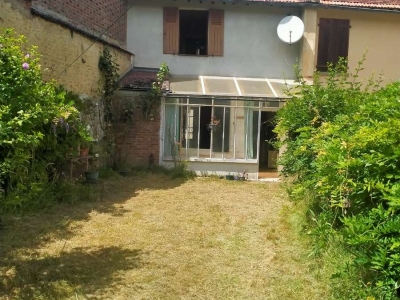 MAISON ANCIENNE A RAFRAICHIR