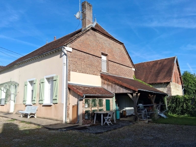 MAISON ANCIENNE HABITABLE DE SUITE